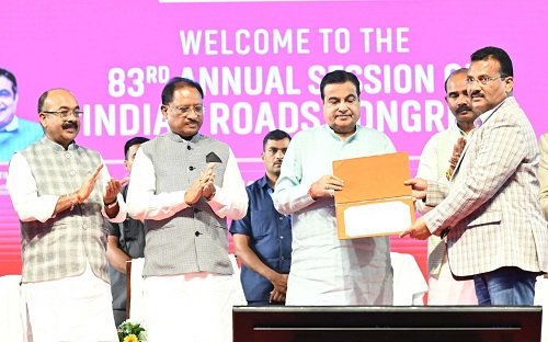 दो साल में अमेरिकन सड़कों के नेटवर्क की तरह होगा छत्तीसगढ़ का नेटवर्क, 20 हजार करोड़ रुपए के कार्यों की दी स्वीकृति