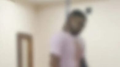 होटल में दुर्ग संभाग के युवक ने की आत्महत्या 2 दिन से बाहर नहीं निकाला गया था। होटल में दुर्ग संभाग के युवक ने की आत्महत्या 2 दिन से बाहर नहीं निकाला गया था।