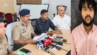 रायपुर न्यूड पार्टी का प्रचार प्रसार करने वाला मध्यप्रदेश से गिरफ्तार, sinful_writer1 नाम से बनाया था इंस्टाग्राम…रविवार को 7 लोग हुये थे गिरफ्तार… रायपुर न्यूड पार्टी का प्रचार प्रसार करने वाला मध्यप्रदेश से गिरफ्तार, sinful_writer1 नाम से बनाया था इंस्टाग्राम…रविवार को 7 लोग हुये थे गिरफ्तार…