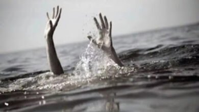 दुर्ग की शिवनाथ नदी में हादसा: दोस्तों संग घूमने गए युवक की पैर फिसलने से डूबकर मौत, 16 घंटे बाद मिला शव.. दुर्ग की शिवनाथ नदी में हादसा: दोस्तों संग घूमने गए युवक की पैर फिसलने से डूबकर मौत, 16 घंटे बाद मिला शव..