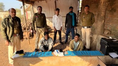 थाना पुरानी भिलाई पुलिस की कार्यवाही।*  . *ऑपरेशन विश्वास अभियान को मिली सफलता।*  . *बडी मात्रा में अवैध प्रतिबंधित नशीली दवाईया पकडने मे मिली सफलता।*