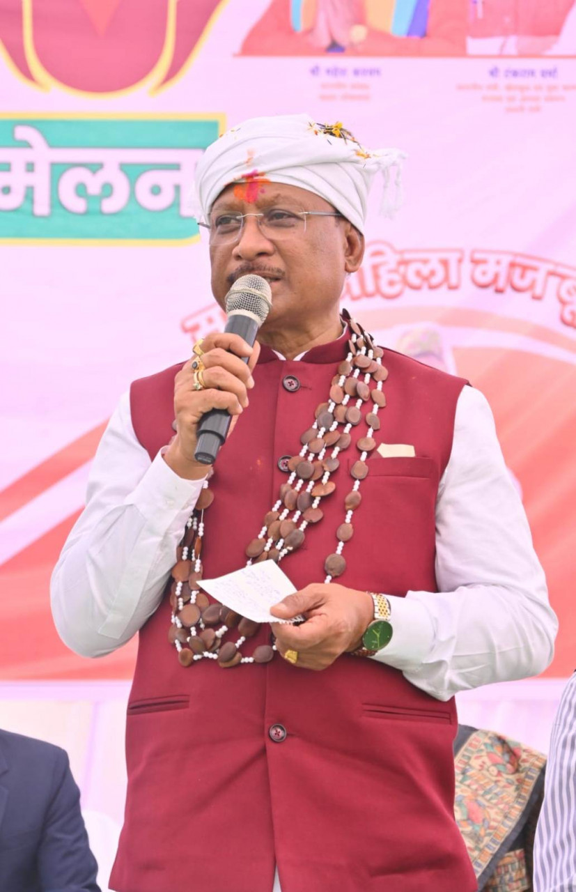 रायपुर : महतारी वंदन योजना से महिला सशक्तिकरण को मिला नया आयाम: मुख्यमंत्री श्री साय… रायपुर : महतारी वंदन योजना से महिला सशक्तिकरण को मिला नया आयाम: मुख्यमंत्री श्री साय…