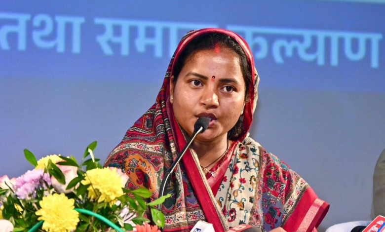 रायपुर : जल संरक्षण, पर्यटन विकास और स्थानीय युवाओं के लिए रोजगार के नए अवसर… रायपुर : जल संरक्षण, पर्यटन विकास और स्थानीय युवाओं के लिए रोजगार के नए अवसर…