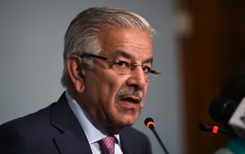 पाकिस्तान का कबूलनामा: बलूच विद्रोहियों के सामने अपाहिज थी PAK सेना, रक्षा मंत्री ने खुद बताई पूरी सच्चाई… पाकिस्तान का कबूलनामा: बलूच विद्रोहियों के सामने अपाहिज थी PAK सेना, रक्षा मंत्री ने खुद बताई पूरी सच्चाई…