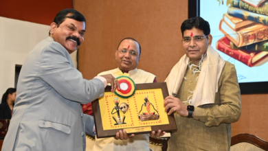 रायपुर : राष्ट्रीय शिक्षा नीति 2020 के माध्यम से शिक्षा को रोजगारोन्मुख, नवाचारपरक और वैश्विक स्तर पर प्रतिस्पर्धी बनाया जा रहा है-उच्च शिक्षा मंत्री श्री टंक राम वर्मा… रायपुर : राष्ट्रीय शिक्षा नीति 2020 के माध्यम से शिक्षा को रोजगारोन्मुख, नवाचारपरक और वैश्विक स्तर पर प्रतिस्पर्धी बनाया जा रहा है-उच्च शिक्षा मंत्री श्री टंक राम वर्मा…