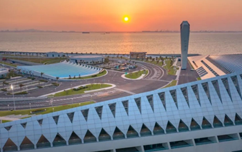 चीन का कमाल! बनाया 28 KM का समुद्री कॉरिडोर, 20 मिनट में तय होती है 2 घंटे की दूरी…