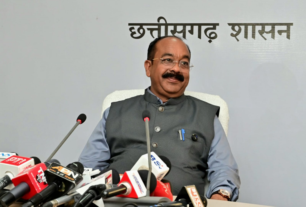 रायपुर : उप मुख्यमंत्री श्री अरुण साव ने कैबिनेट की बैठक में लिए गए निर्णयों की जानकारी दी…