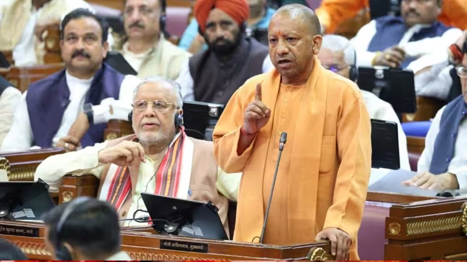 यूपी बजट : योगी सरकार ने शहरी विकास के लिए खोला खजाना, ‘सिटी इकोनामिक रीजन’ से बदलेगी शहरों की तस्वीर… यूपी बजट : योगी सरकार ने शहरी विकास के लिए खोला खजाना, ‘सिटी इकोनामिक रीजन’ से बदलेगी शहरों की तस्वीर…