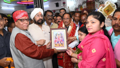 रायपुर : मुख्यमंत्री श्री विष्णुदेव साय ने महालक्ष्मी मंदिर में की पूजा-अर्चना, प्रदेशवासियों की सुख-समृद्धि कामना की… रायपुर : मुख्यमंत्री श्री विष्णुदेव साय ने महालक्ष्मी मंदिर में की पूजा-अर्चना, प्रदेशवासियों की सुख-समृद्धि कामना की…