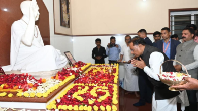 रायपुर : आध्यात्मिक मूल्यों एवं संस्कारों की पाठशाला है अघोर गुरु पीठ बनोरा : मुख्यमंत्री श्री विष्णुदेव साय… रायपुर : आध्यात्मिक मूल्यों एवं संस्कारों की पाठशाला है अघोर गुरु पीठ बनोरा : मुख्यमंत्री श्री विष्णुदेव साय…