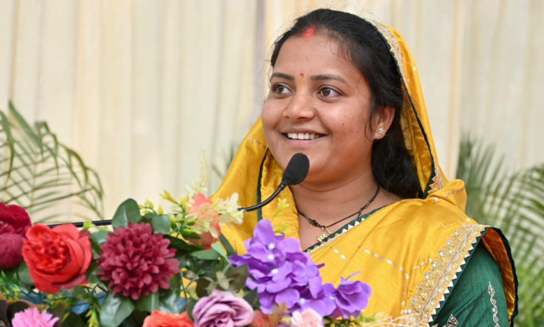 रायपुर : मंत्री श्रीमती लक्ष्मी राजवाड़े के प्रयास रंग लाए: वनांचल के सुदूर टोलों में पहुंचेगी बिजली…