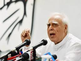 कपिल सिब्बल को 2010 में मिला था एपस्टीन का वित्त पोषित पुरस्कार : भाजपा…