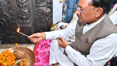 रायपुर : मुख्यमंत्री श्री विष्णुदेव साय ने भगवान राजीव लोचन एवं कुलेश्वरनाथ महादेव मंदिर में की पूजा अर्चना : महानदी महाआरती में हुए शामिल, छत्तीसगढ़ की समृद्धि की प्रार्थना की…