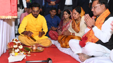 रायपुर : श्रद्धा और आस्था का प्रमुख केंद्र है बाबा धाम: मुख्यमंत्री श्री विष्णु देव साय… रायपुर : श्रद्धा और आस्था का प्रमुख केंद्र है बाबा धाम: मुख्यमंत्री श्री विष्णु देव साय…