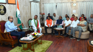 रायपुर : राज्यपाल श्री डेका से छत्तीसगढ़ रेडक्रॉस सोसायटी की नवगठित प्रबंध समिति ने की सौजन्य भेंट… रायपुर : राज्यपाल श्री डेका से छत्तीसगढ़ रेडक्रॉस सोसायटी की नवगठित प्रबंध समिति ने की सौजन्य भेंट…