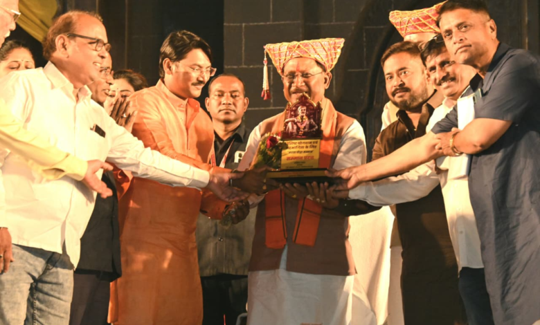 रायपुर : महानाट्य ‘जाणता राजा’ के माध्यम से जीवंत हुई शिवाजी महाराज की गौरवगाथा : मुख्यमंत्री श्री साय… रायपुर : महानाट्य ‘जाणता राजा’ के माध्यम से जीवंत हुई शिवाजी महाराज की गौरवगाथा : मुख्यमंत्री श्री साय…