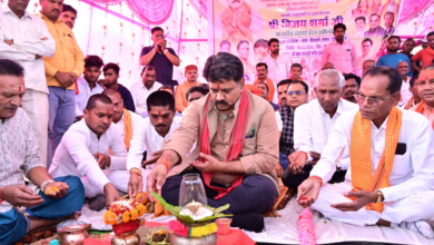रायपुर : उपमुख्यमंत्री श्री शर्मा ने 12.63 करोड़ की सड़क का किया भूमिपूजन… रायपुर : उपमुख्यमंत्री श्री शर्मा ने 12.63 करोड़ की सड़क का किया भूमिपूजन…