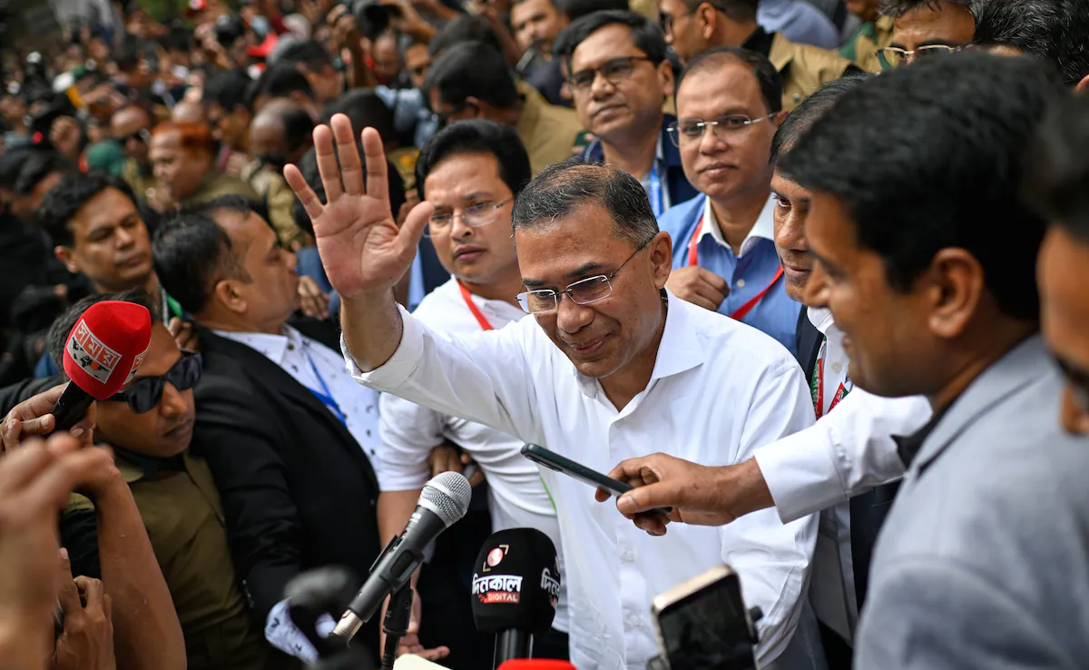 बांग्लादेश में नई संसद पर सवाल, 43 नव-निर्वाचित सांसदों पर हत्या के मुकदमे… बांग्लादेश में नई संसद पर सवाल, 43 नव-निर्वाचित सांसदों पर हत्या के मुकदमे…