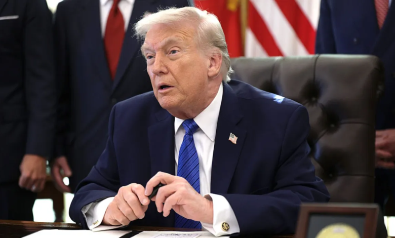 ट्रंप पर भारी पड़ सकता है सुप्रीम कोर्ट का फैसला, मिड-टर्म चुनाव में दिख सकता है असर… ट्रंप पर भारी पड़ सकता है सुप्रीम कोर्ट का फैसला, मिड-टर्म चुनाव में दिख सकता है असर…