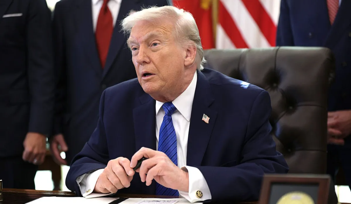 ट्रंप पर भारी पड़ सकता है सुप्रीम कोर्ट का फैसला, मिड-टर्म चुनाव में दिख सकता है असर… ट्रंप पर भारी पड़ सकता है सुप्रीम कोर्ट का फैसला, मिड-टर्म चुनाव में दिख सकता है असर…