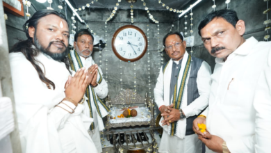 रायपुर : बाबा गुरू घासीदास जी के बताए मार्ग पर काम कर रही हमारी सरकार – मुख्यमंत्री श्री साय… रायपुर : बाबा गुरू घासीदास जी के बताए मार्ग पर काम कर रही हमारी सरकार – मुख्यमंत्री श्री साय…