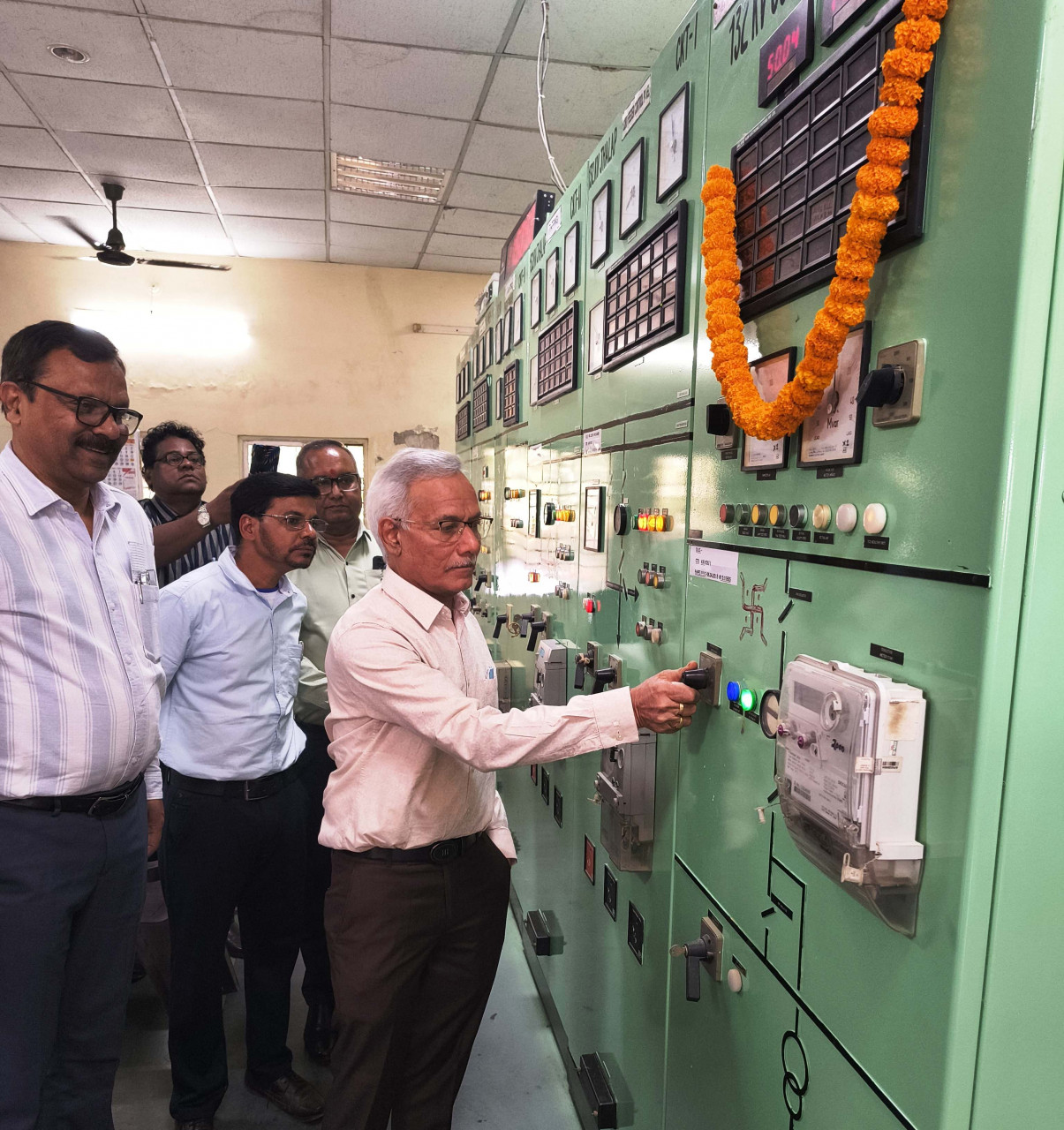 रायपुर : बागबाहरा के 132/33 केवी उपकेंद्र की क्षमता 126 एमवीए पहुंची… रायपुर : बागबाहरा के 132/33 केवी उपकेंद्र की क्षमता 126 एमवीए पहुंची…