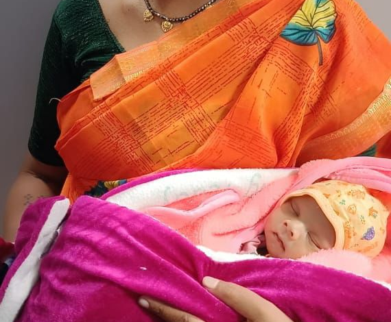 रायपुर : 27 दिनों तक चिकित्सकों की देखभाल से नन्हीं जान को मिला नया जीवन… रायपुर : 27 दिनों तक चिकित्सकों की देखभाल से नन्हीं जान को मिला नया जीवन…