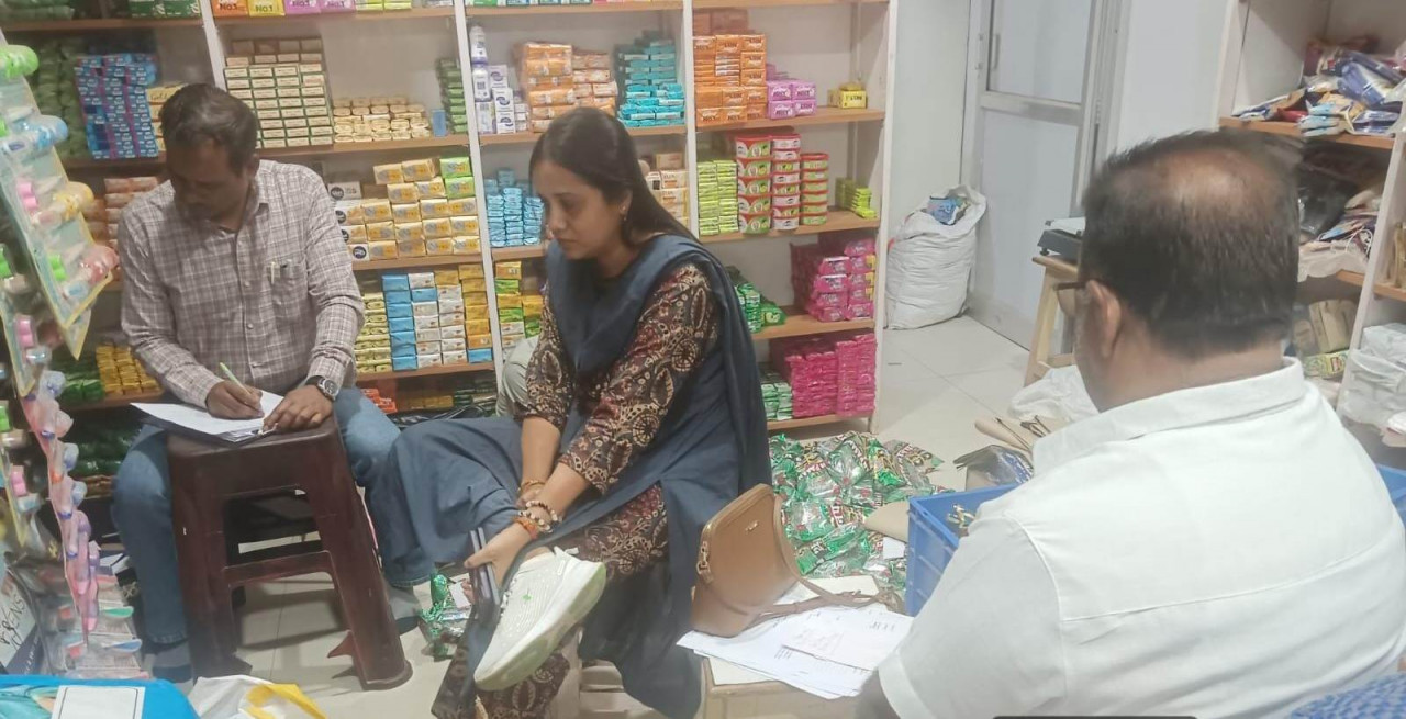 रायपुर : महासमुंद में 09 बोरी गुटखा जब्त…