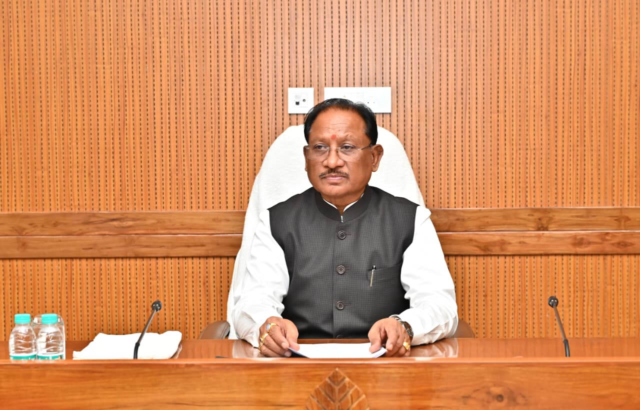 रायपुर : मुख्यमंत्री श्री विष्णु देव साय की अध्यक्षता में आज यहाँ विधानसभा परिसर स्थित सभाकक्ष में मंत्री परिषद की बैठक…