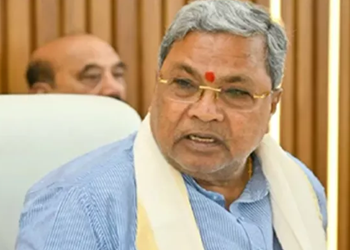 कर्नाटक में ‘जुबानी जंग’: स्वास्थ्य विभाग के उर्दू विज्ञापन पर भड़की भाजपा, सिद्धरमैया बोले- ‘क्या यह गलत है?’…