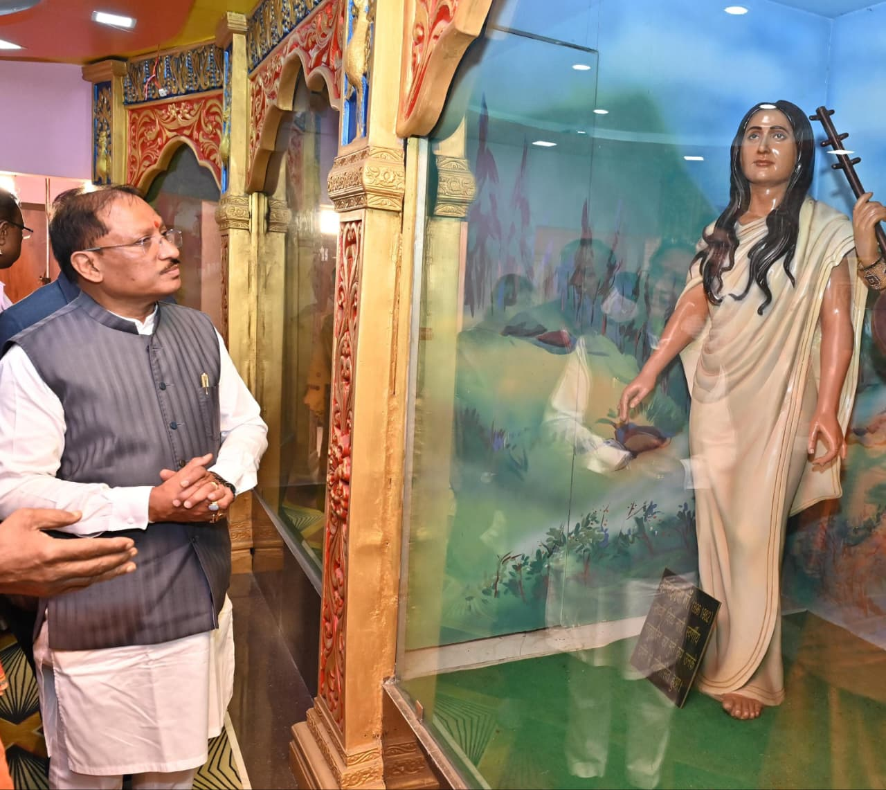 रायपुर : महापुरुषों के जीवन और विचारों से प्रेरणा लेकर आगे बढ़ेगी नई पीढ़ी : मुख्यमंत्री श्री विष्णु देव साय…