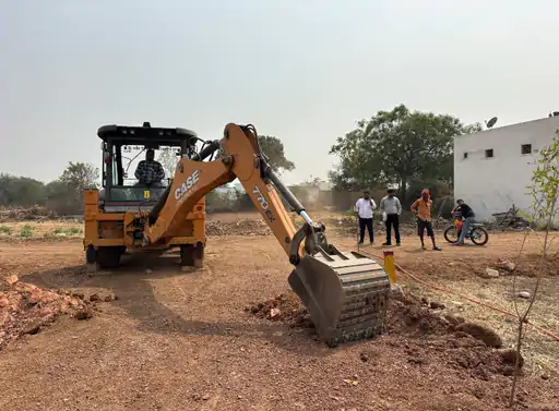 भू-माफियाओं पर निगम का बुलडोजर: शंकरा विहार में आयुक्त के आदेश पर कार्रवाई, अधिकारियों ने FIR दर्ज कराने की तैयारी शुरू की…