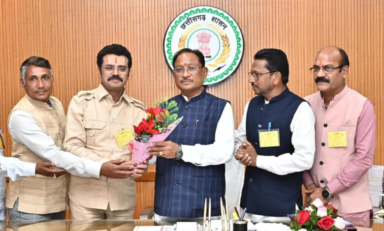 रायपुर : इंद्रावती नदी पर बैराज की स्वीकृति पर जगदलपुर नगर निगम के प्रतिनिधिमंडल ने मुख्यमंत्री का जताया आभार…