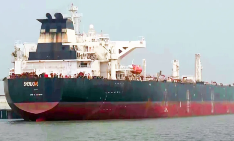 डार्क मोड में होर्मुज स्ट्रेट के रास्ते मुंबई पहुंचा भारत के लिए तेल ला रहा ‘शेनलोंग’ जहाज, कैप्टन संधू ने दिखाई बहादुरी…