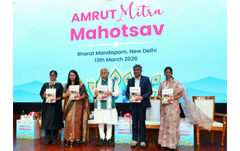 रायपुर : भारत मंडपम में छत्तीसगढ़ की जल योद्धाओं की गूंजी आवाज…