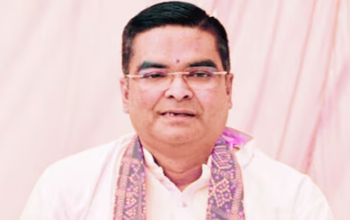 एक सप्ताह बीत जाने के बाद भी ‘पीली फाइल’ का राज खुला नहीं: रिकीश सेन ने लगाया हत्या की साजिश का आरोप, BJP विधायक की सुरक्षा के लिए कांग्रेसी सड़क पर उतरे…