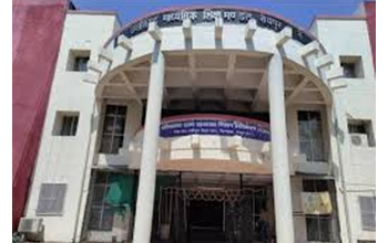 कॉपी में गलत जांच, नंबर जोड़ने या लिखने में गलती होने पर तीन साल के लिए प्रतिबंध, वेतन वृद्धि भी रोकी जा सकती है…