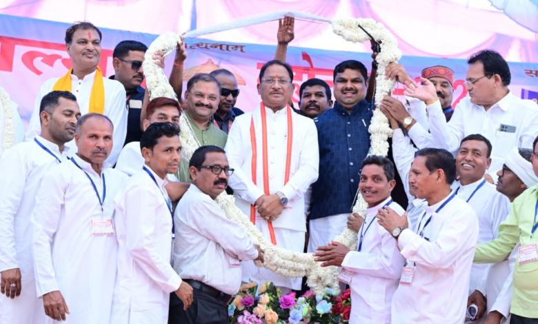 रायपुर : संत कबीर की वाणी समाज को जोड़ती है, सरकार का संकल्प जनजीवन संवारता है : मुख्यमंत्री श्री विष्णु देव साय…