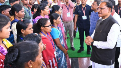 रायपुर : मुख्यधारा की ओर लौटता विश्वास : 140 आत्मसमर्पित नक्सलियों ने मुख्यमंत्री से की मुलाकात…