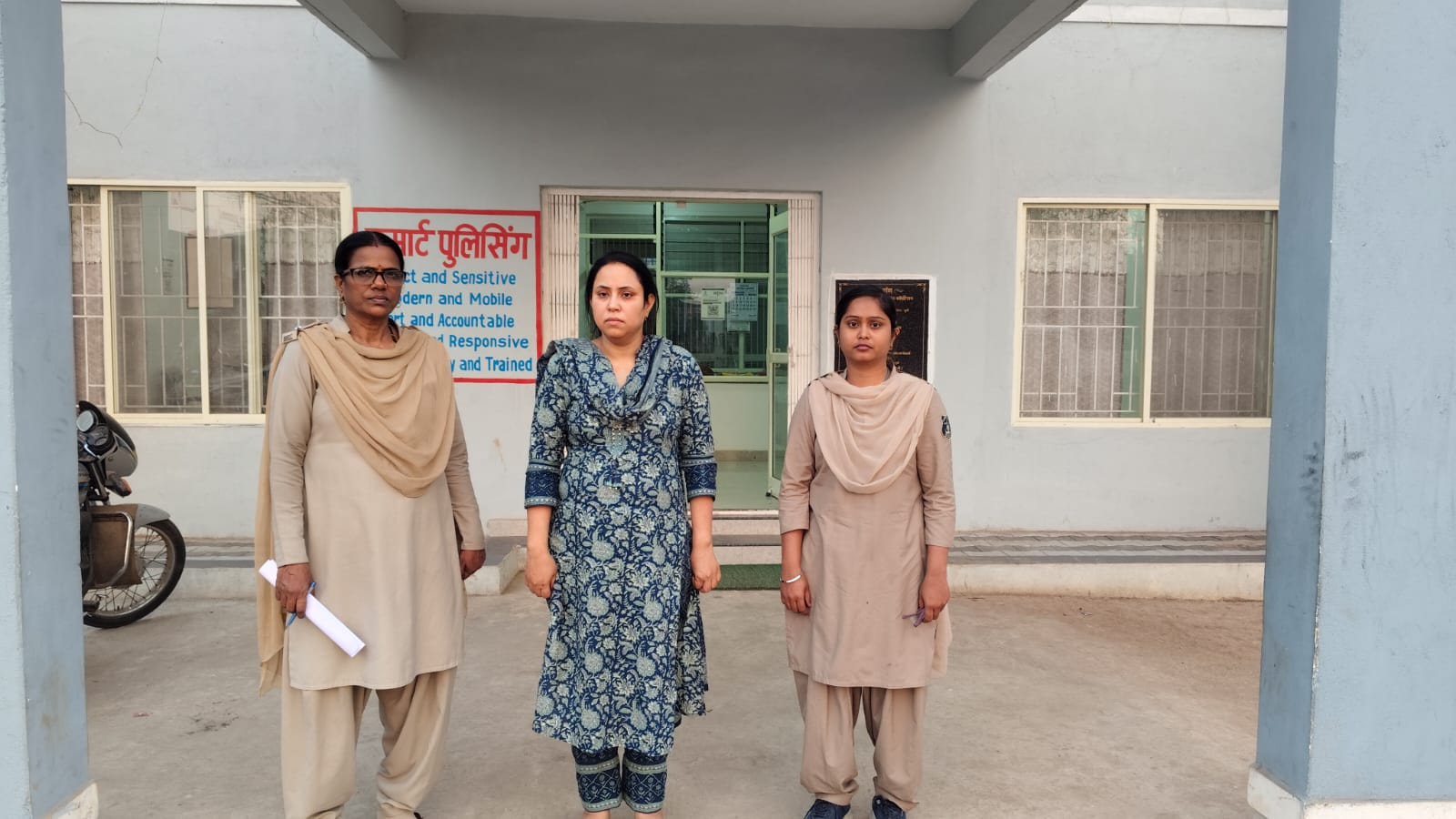 नौकरी दिलाने के नाम पर 10 लाख की ठगी: स्वास्थ्य विभाग की महिला कर्मचारी गिरफ्तार, CSPDCL में AE बनाने का झांसा देकर थमाया था फर्जी जॉइनिंग लेटर… नौकरी दिलाने के नाम पर 10 लाख की ठगी: स्वास्थ्य विभाग की महिला कर्मचारी गिरफ्तार, CSPDCL में AE बनाने का झांसा देकर थमाया था फर्जी जॉइनिंग लेटर…