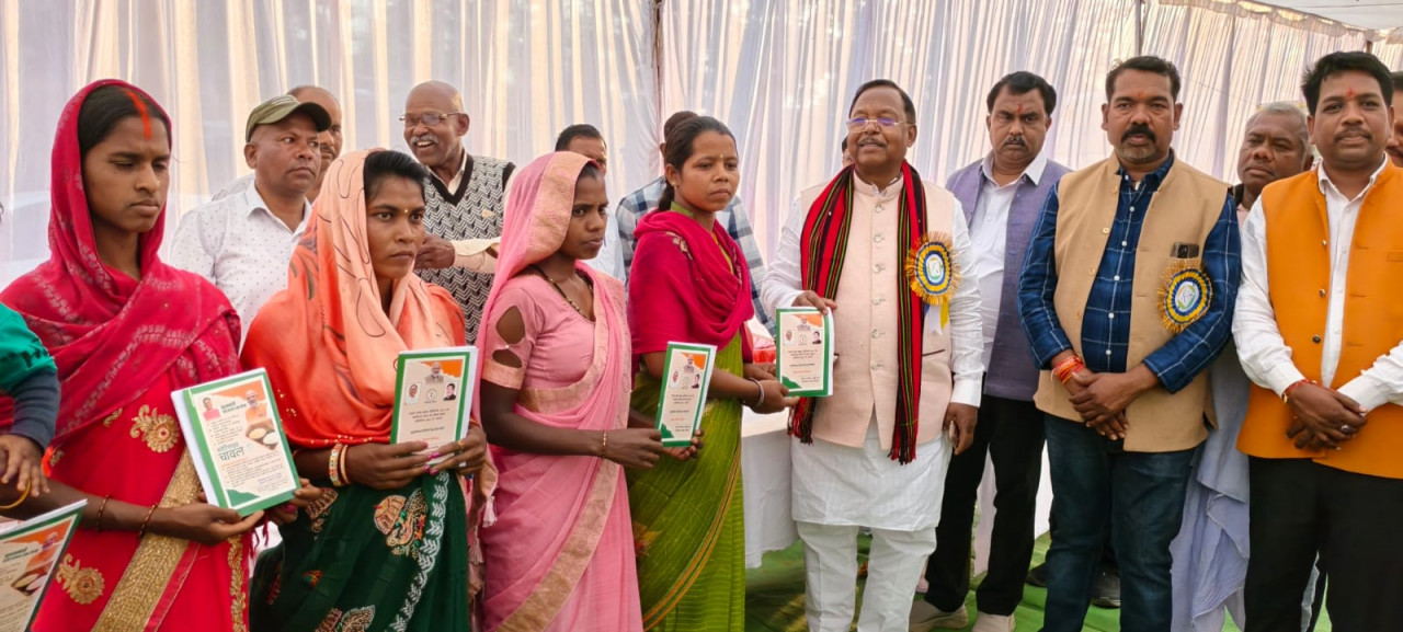 रायपुर : विशेष पिछड़ी जनजातियों के उत्थान के लिए प्रतिबद्ध है हमारी सरकार- मंत्री श्री नेताम… रायपुर : विशेष पिछड़ी जनजातियों के उत्थान के लिए प्रतिबद्ध है हमारी सरकार- मंत्री श्री नेताम…