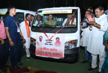 रायपुर : कबीरधाम में ‘दीदियों’ ने संभाली स्टीयरिंग, उपमुख्यमंत्री श्री शर्मा बने पैसेंजर…