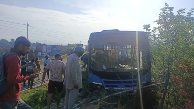 बिलासपुर से धर्मशाला जा रही HRTC बस दुर्घटनाग्रस्त, अनियंत्रित होकर सड़क से खेतों में पहुंची; 25 यात्री थे सवार… बिलासपुर से धर्मशाला जा रही HRTC बस दुर्घटनाग्रस्त, अनियंत्रित होकर सड़क से खेतों में पहुंची; 25 यात्री थे सवार…