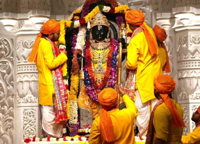 PHOTOS: सूर्यतिलक से आस्था के नए आकाश पर रामलला, अयोध्या में रामनवमी का ऐतिहासिक उत्सव…