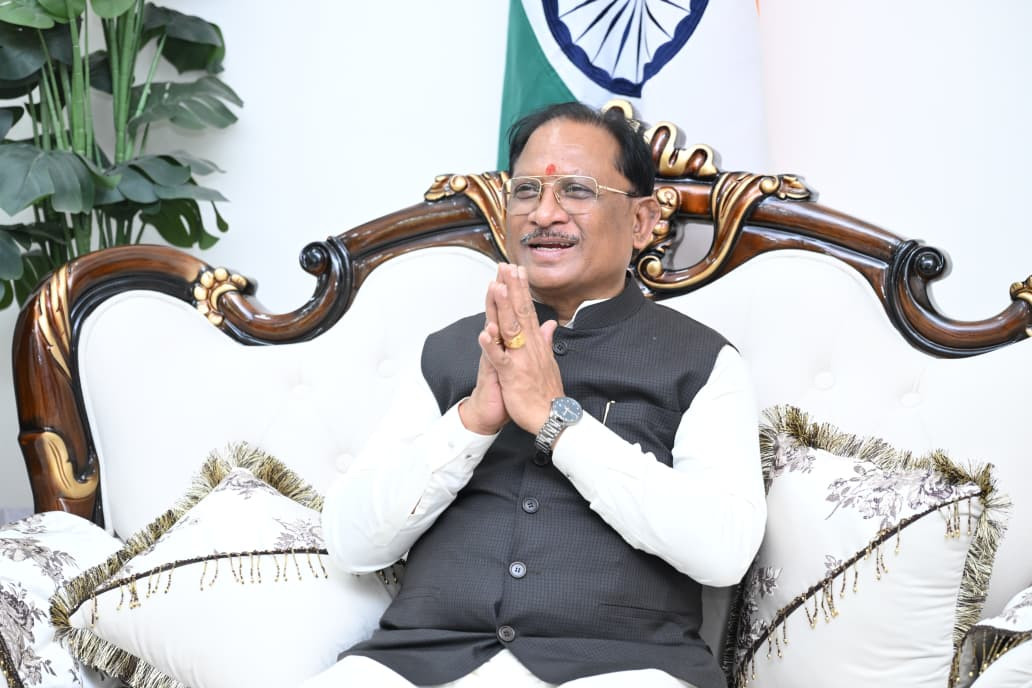 रायपुर : ‘हवाई चप्पल पहनने वाला भी हवाई यात्रा कर सके’ प्रधानमंत्री का यह सपना छत्तीसगढ़ में भी हो रहा है साकार : मुख्यमंत्री श्री साय…