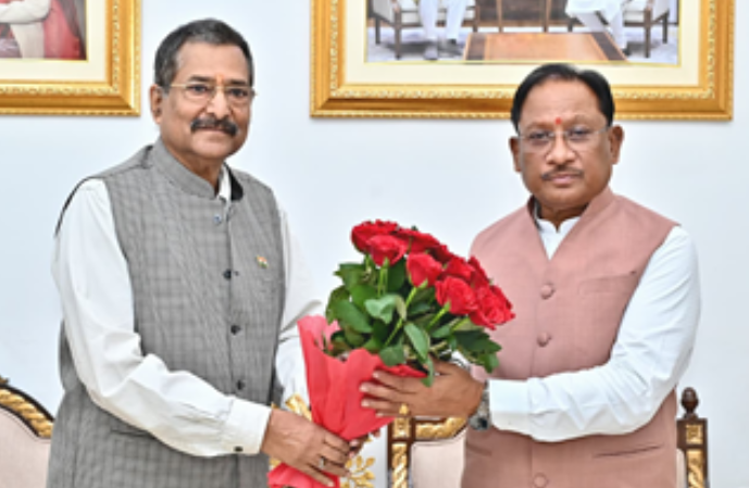 रायपुर : मुख्यमंत्री विष्णु देव साय से छत्तीसगढ़ राज्य पुलिस जवाबदेही प्राधिकरण के नव पदस्थ सदस्य राजीव श्रीवास्तव ने की सौजन्य भेंट…