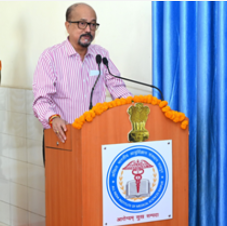 रायपुर : सेवा और समर्पण भाव के कारण भारतीय डॉक्टरों को देश के बाहर भी मिलता है सम्मान – श्री डेका… रायपुर : सेवा और समर्पण भाव के कारण भारतीय डॉक्टरों को देश के बाहर भी मिलता है सम्मान – श्री डेका…