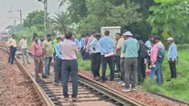 जसरा, प्रयागराज की ताजा खबरें: रेलवे सिग्नल से छेड़छाड़ की जांच बारा पुलिस को, तीन नए छोटे पुलों का निर्माण जल्द जसरा, प्रयागराज की ताजा खबरें: रेलवे सिग्नल से छेड़छाड़ की जांच बारा पुलिस को, तीन नए छोटे पुलों का निर्माण जल्द